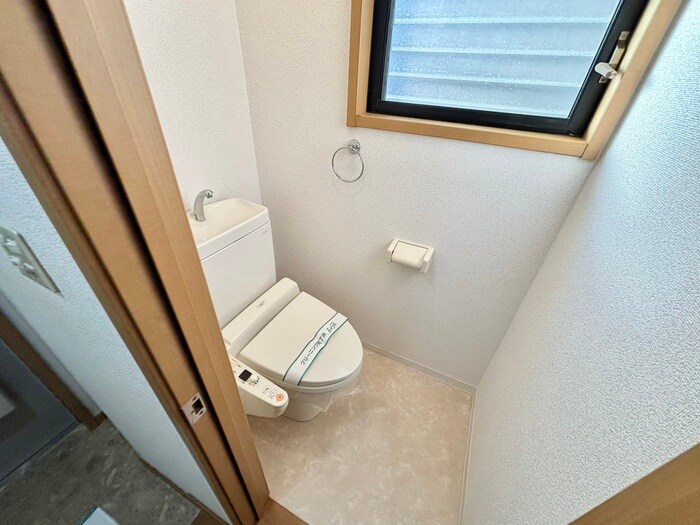 物件内観写真10　(トイレ)