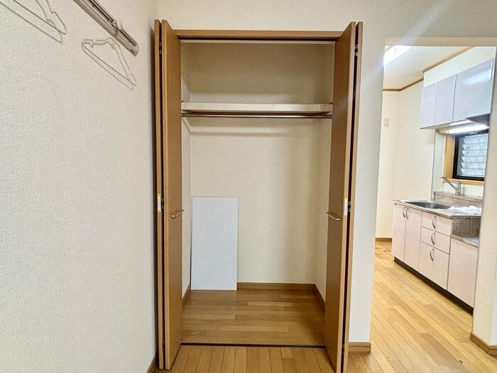 物件内観写真12　(収納)