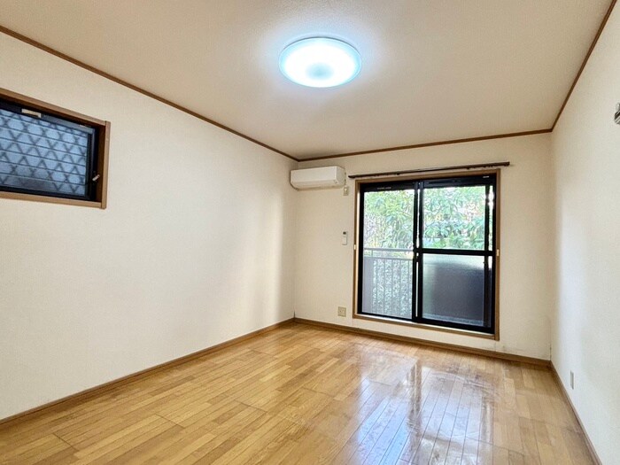 物件内観写真17　(居室)