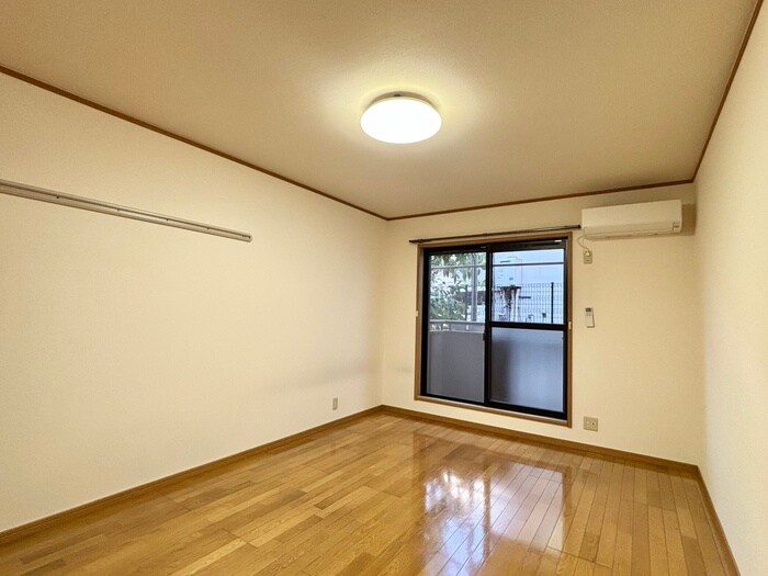物件内観写真21　(居室)