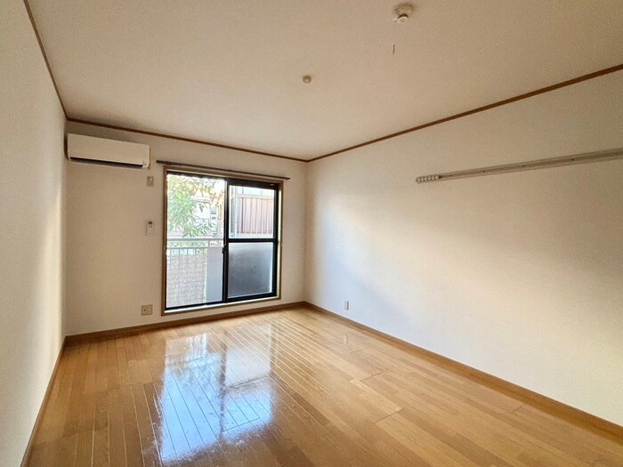 物件内観写真21　(居室)