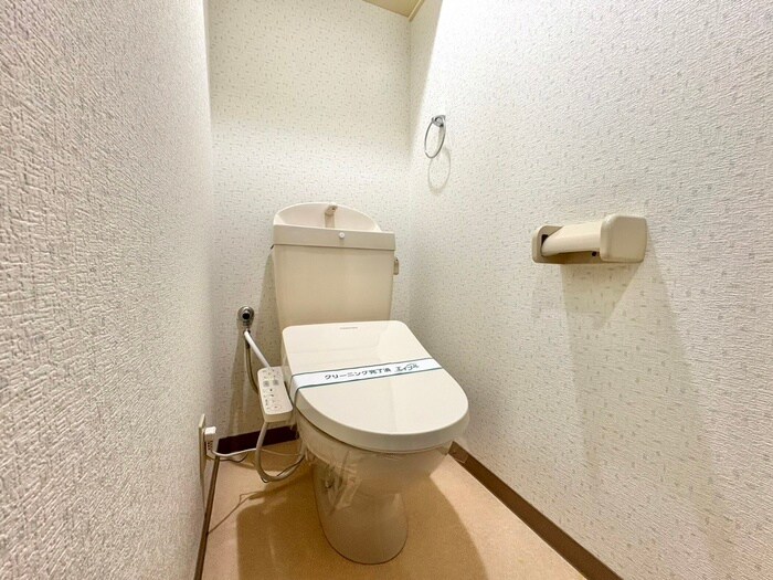 物件内観写真14　(トイレ)