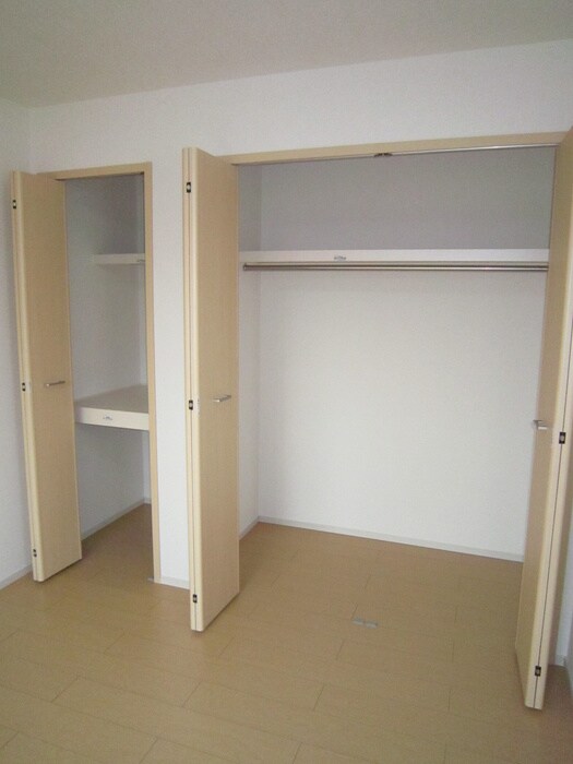 物件内観写真11　(収納)