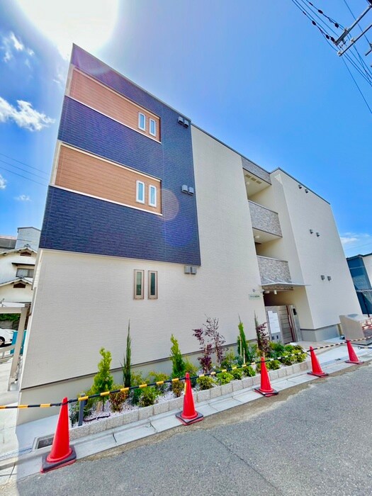 物件外観写真1　(外観写真)