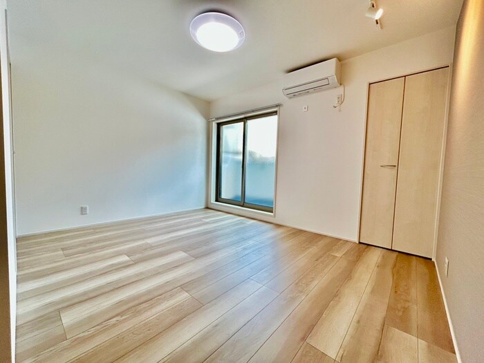 物件内観写真9　(居室)