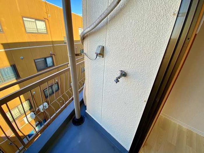 物件内観写真15　(洗濯機置場)