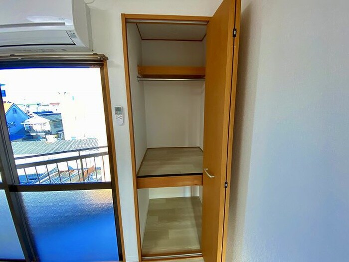 物件内観写真16　(収納)