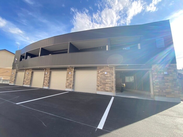 物件外観写真2　(外観写真)