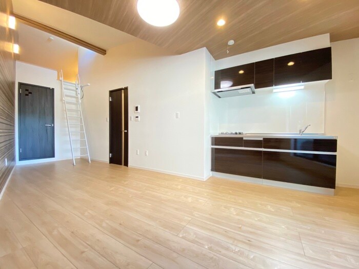 物件内観写真6　(居室)