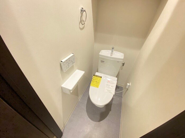 物件内観写真13　(トイレ)