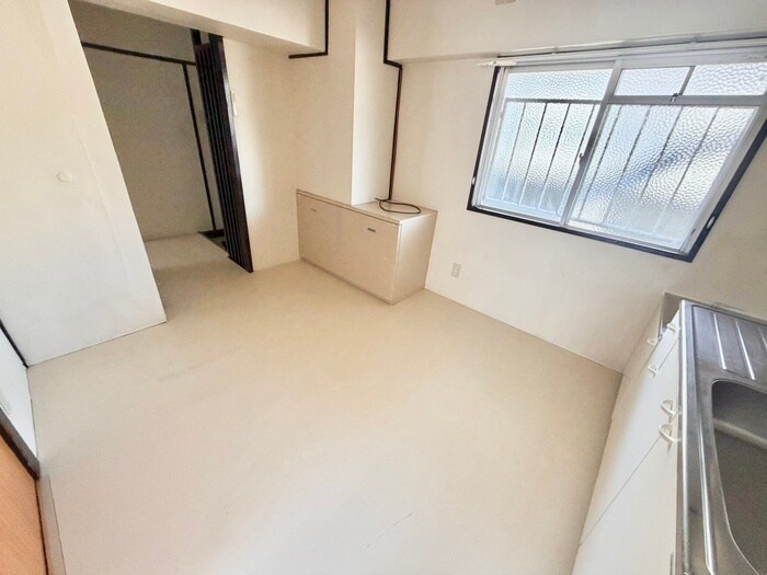 物件内観写真10　(居室)