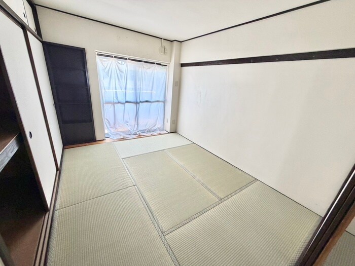 物件内観写真11　(居室)