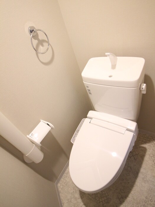 物件内観写真10　(トイレ)