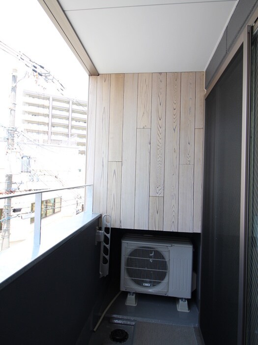 物件内観写真11　(ベランダ・バルコニー)