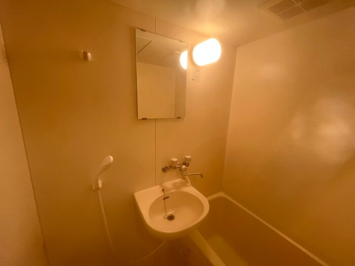 物件内観写真12　(洗面)