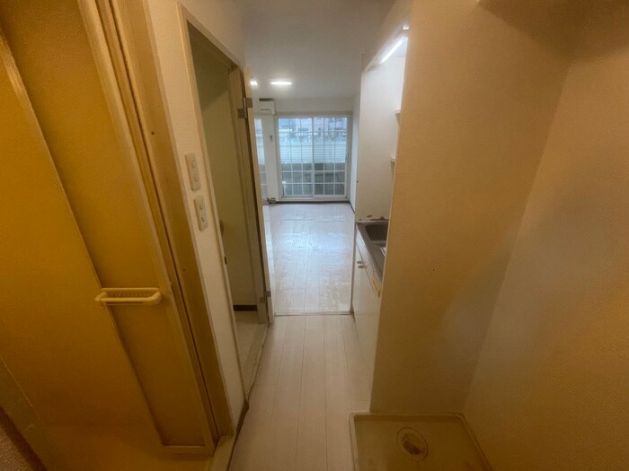 物件内観写真19　(廊下)