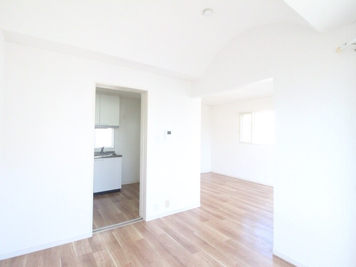 物件内観写真9　(居室)