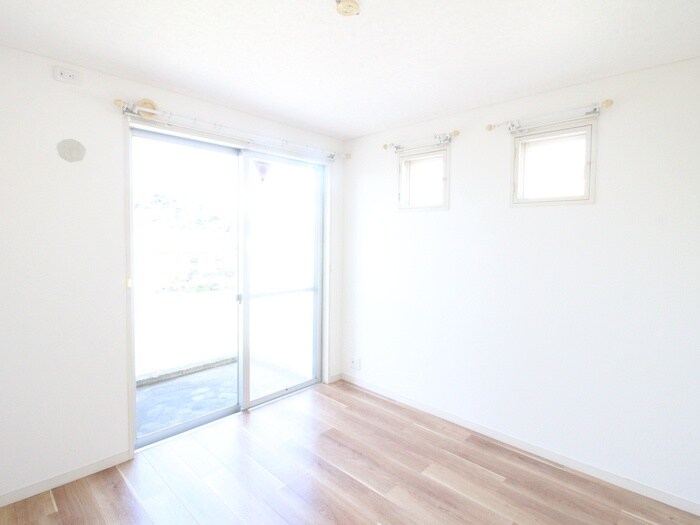 物件内観写真18　(居室)