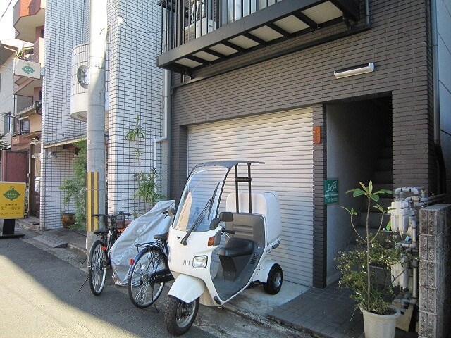 物件外観写真2　(駐輪場)