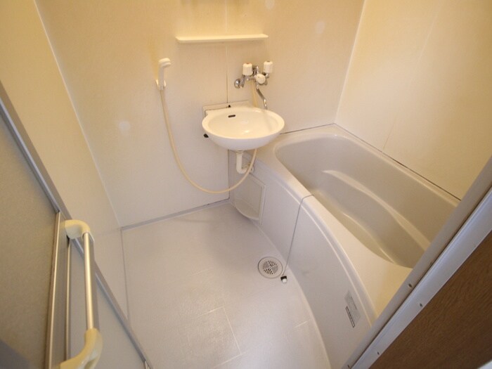 物件内観写真8　(バス／シャワールーム等)