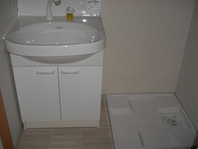 物件内観写真15　(洗面)