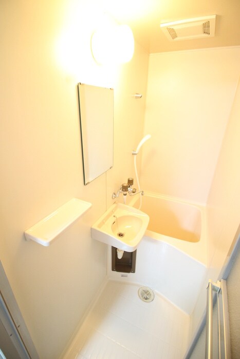 物件内観写真12　(バス／シャワールーム等)