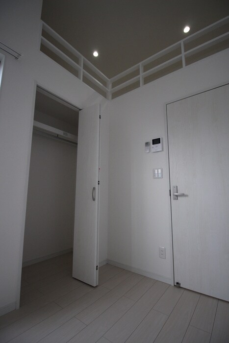 物件内観写真10　(収納)