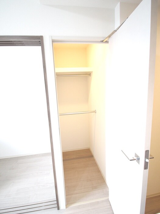 物件内観写真16　(収納)