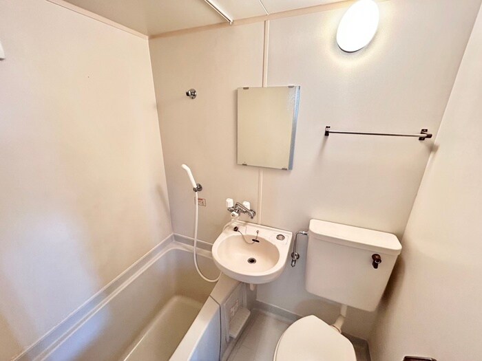 物件内観写真13　(洗面)