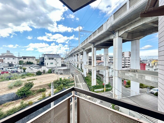 物件内観写真22　(室内からの展望)