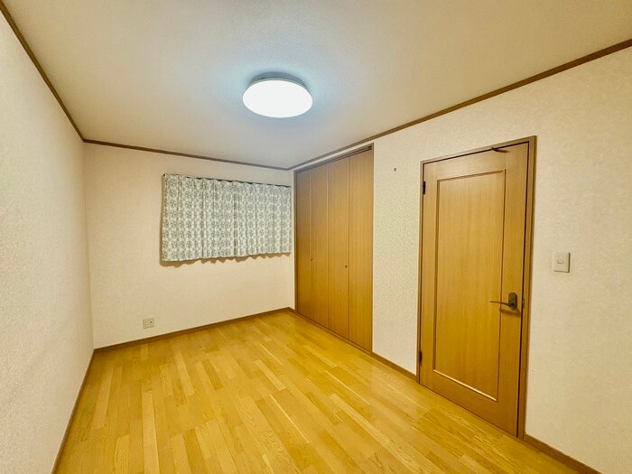 物件内観写真10　(内観写真)