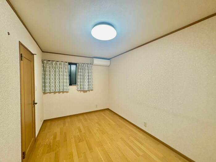 物件内観写真11　(内観写真)