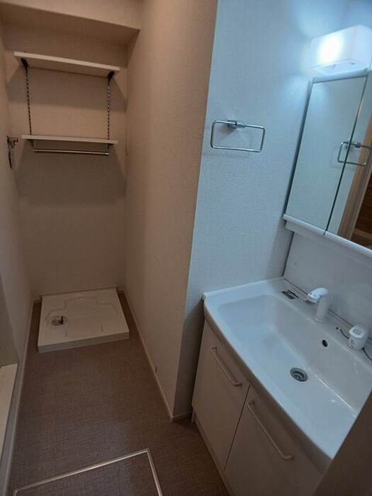 物件内観写真12　(洗面)