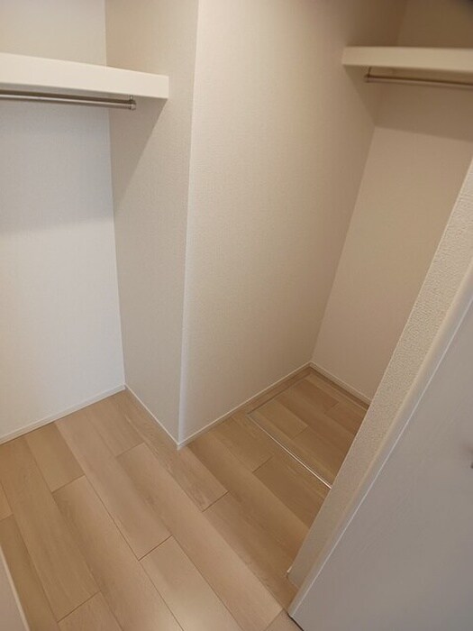 物件内観写真15　(収納)