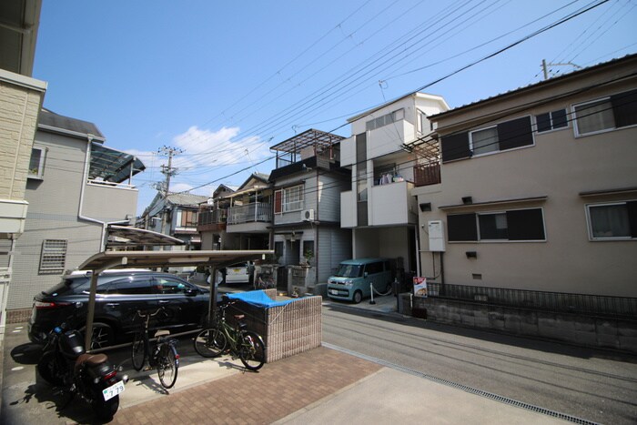 物件内観写真22　(室内からの展望)