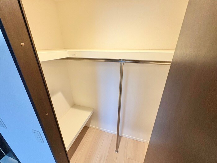 物件内観写真21　(収納)