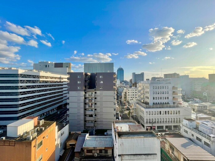 物件内観写真22　(室内からの展望)