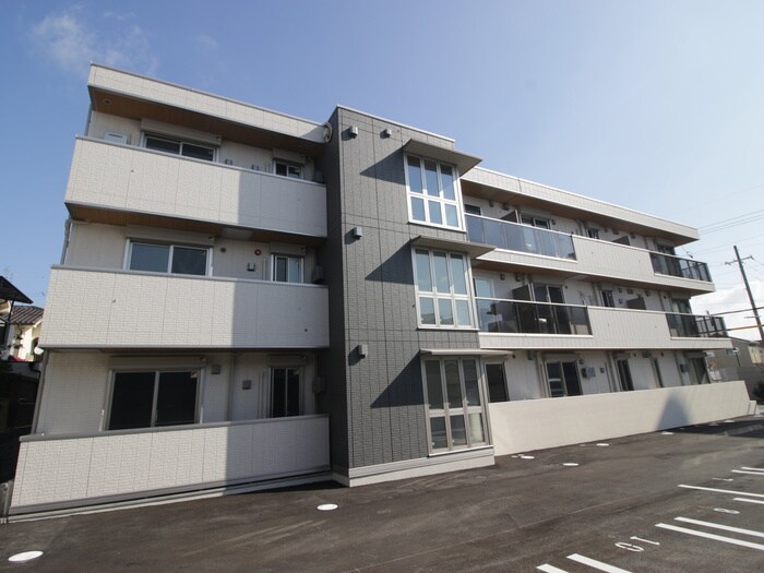 物件外観写真6　(外観写真)