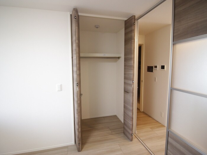 物件内観写真11　(収納)