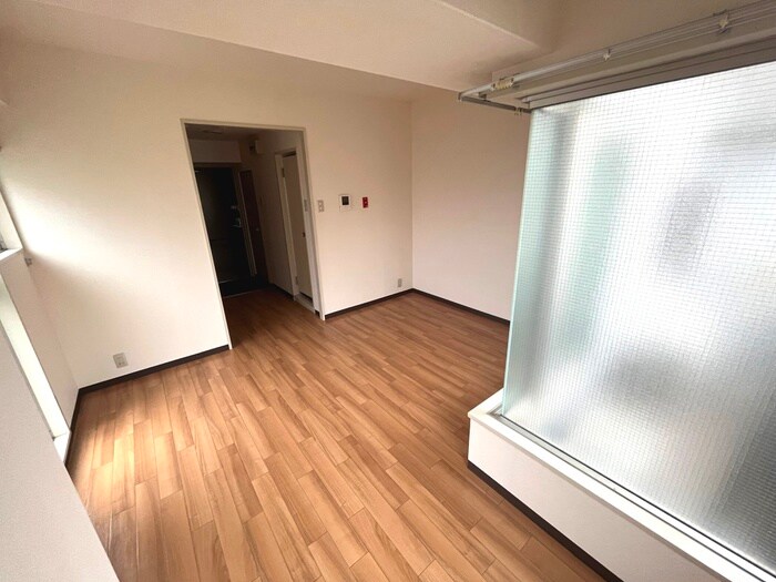 物件内観写真21　(居室)