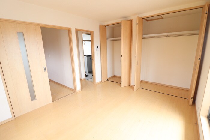 物件内観写真9　(居室)