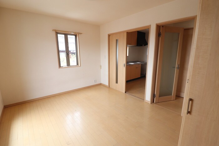 物件内観写真11　(居室)