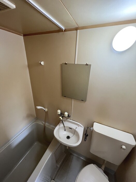 物件内観写真9　(洗面)