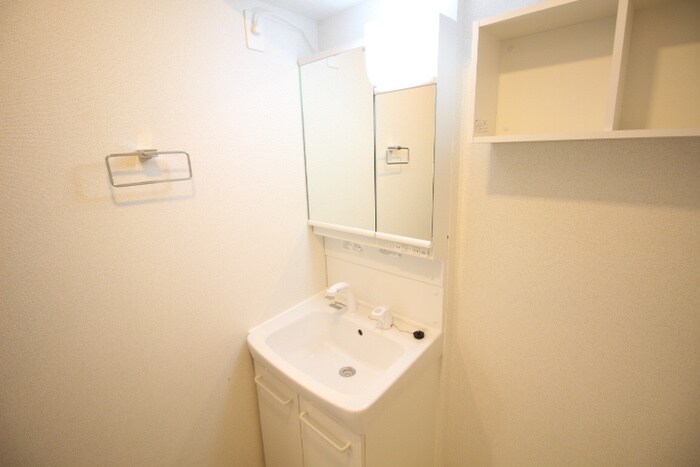 物件内観写真11　(洗面)