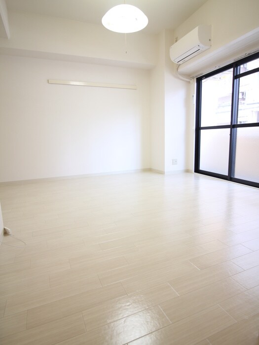 物件内観写真15　(居室)