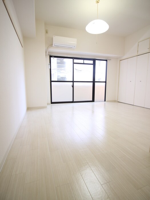 物件内観写真16　(居室)