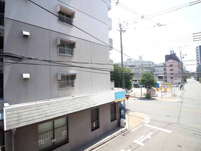 物件内観写真20　(室内からの展望)