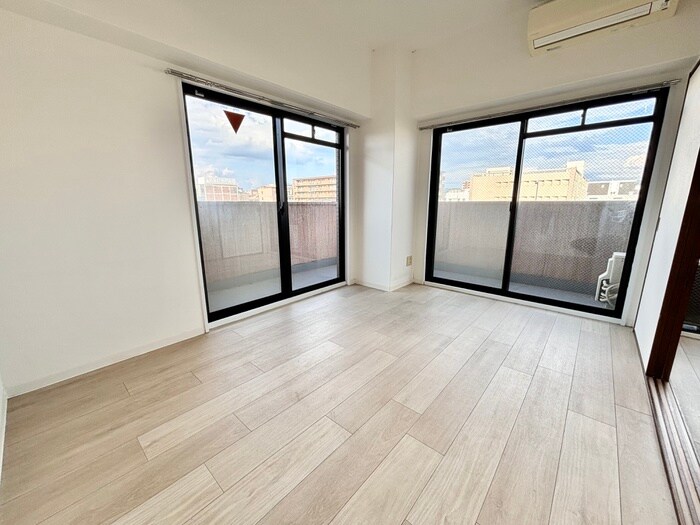 物件内観写真8　(居室)