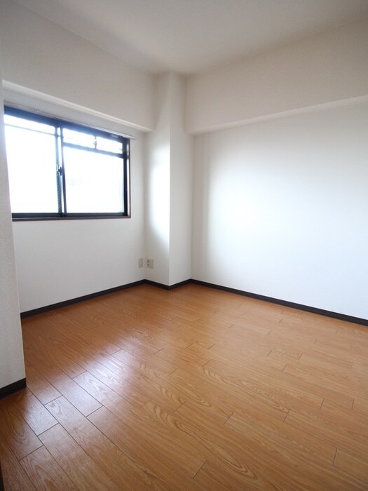 物件内観写真12　(居室)