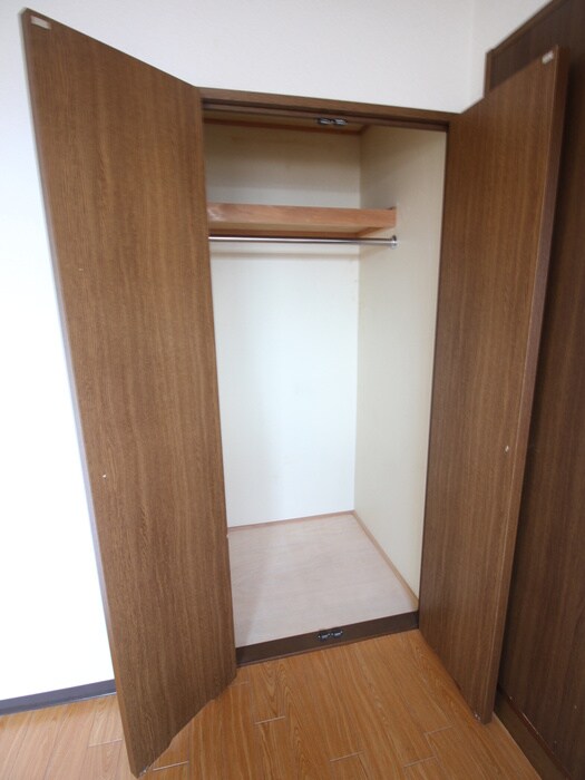 物件内観写真18　(収納)